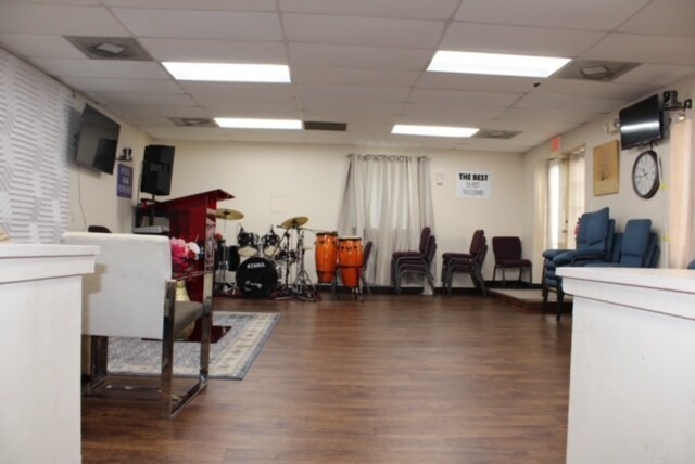 More Photos Of 5800 Main St, Elkridge Loft Creative Space For Lease