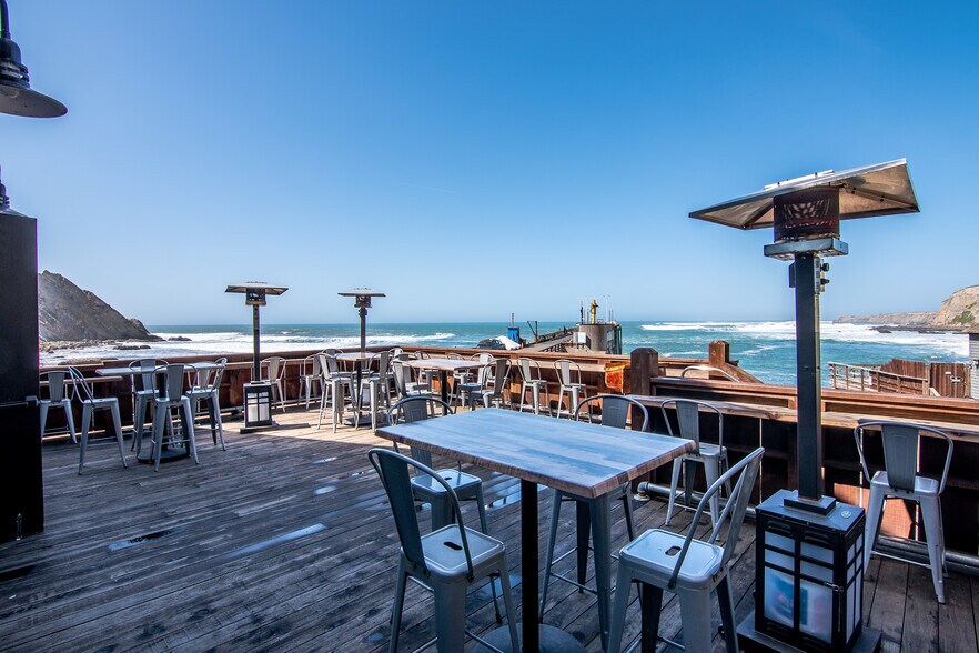 More Photos Of 810 Port Road, Point Arena Restaurant For Sale