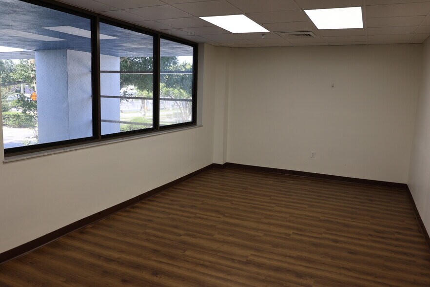 More Photos Of 106 Boston Ave, Altamonte Springs Medical For Lease