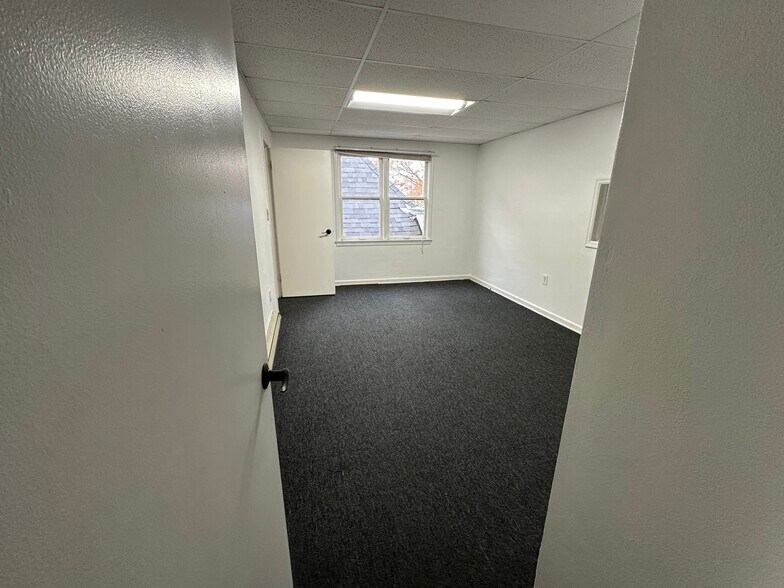 More Photos Of 1099 Queen Ave SW, Albany Religious Facility For Sale