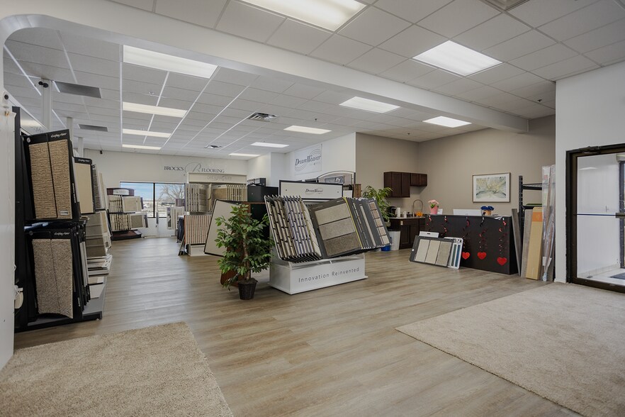 More Photos Of 2401 Highway 13 W, Burnsville Warehouse For Sale