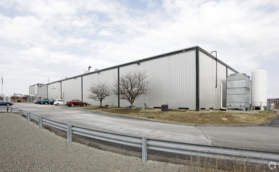 More Photos Of 6515 Steubenville Pike, Pittsburgh Manufacturing For Sale