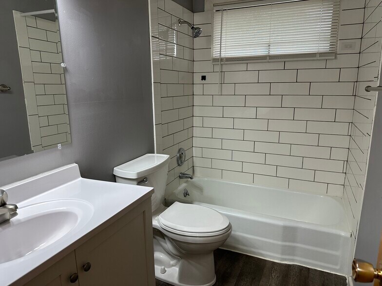 More Photos Of 2501 A St, Lincoln Apartments For Sale