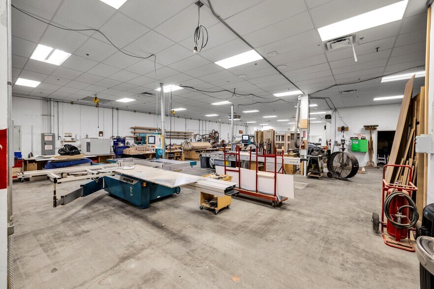 More Photos Of 54465 29 Palms Highway, Yucca Valley Warehouse For Sale