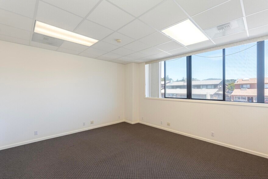 More Photos Of 13748 Center St, Carmel Valley Office Residential For Lease