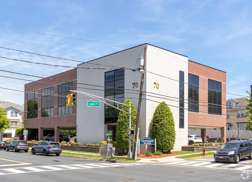 Primary Photo Of 70 Ridge Rd, Lyndhurst Medical For Sale