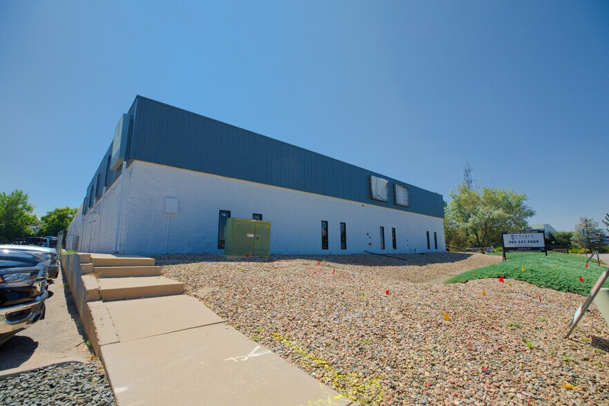 More Photos Of 3852 Norwood Dr, Littleton Warehouse For Lease