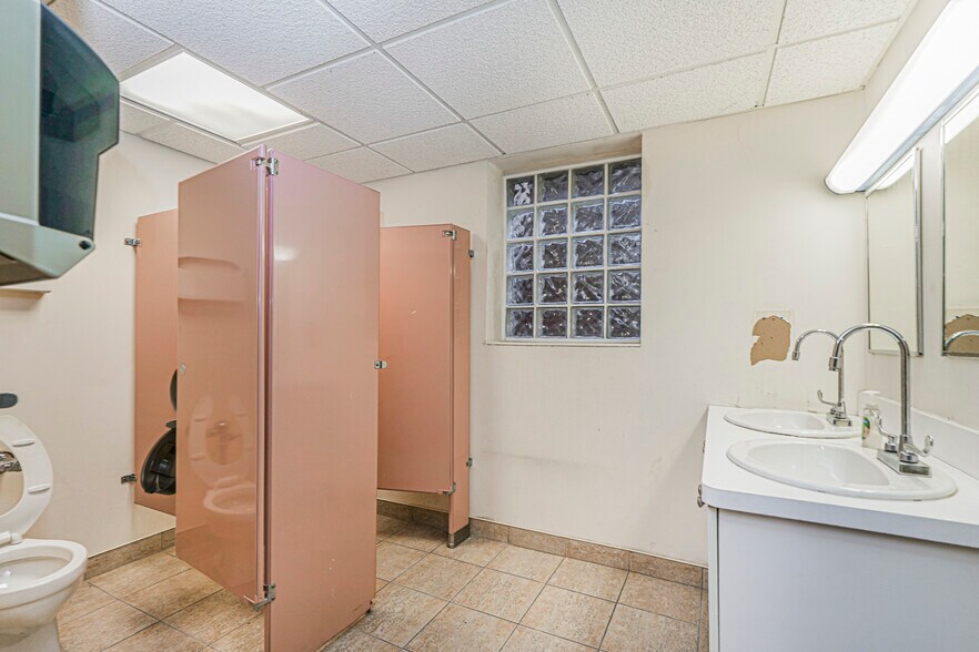 More Photos Of 257 New Dorp Ln, Staten Island Bank For Sale