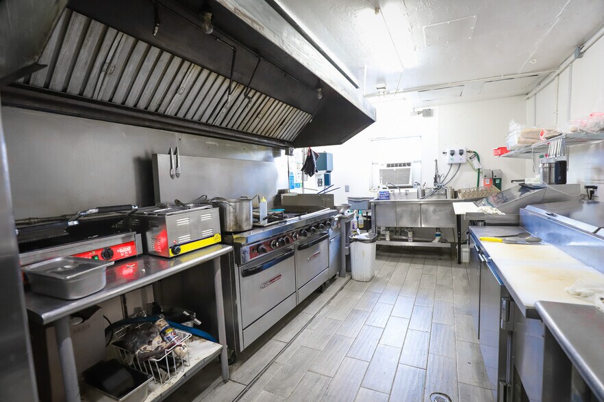 More Photos Of 12169 S Williams St, Dunnellon Restaurant For Sale