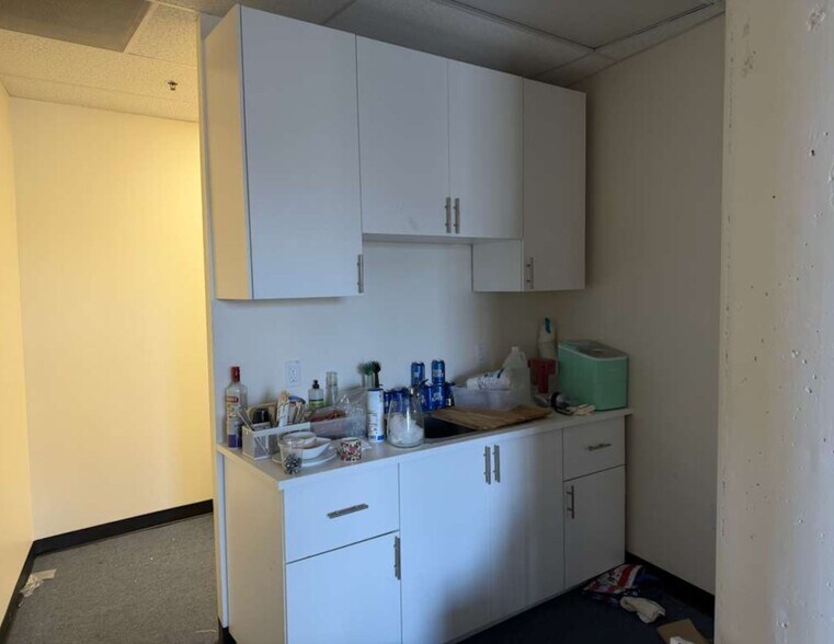 More Photos Of 1663 Mission St, San Francisco Office For Lease