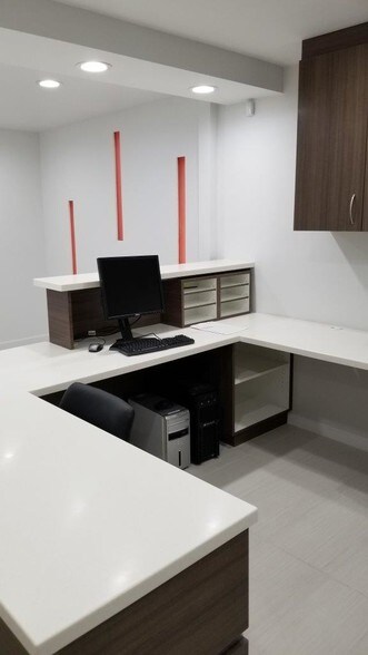 More Photos Of 12022 Inglewood Ave, Hawthorne Medical For Sale