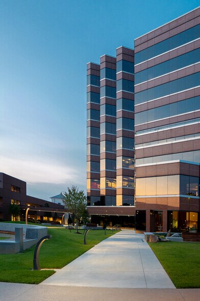 More Photos Of 6075 Poplar Ave, Memphis Coworking Space