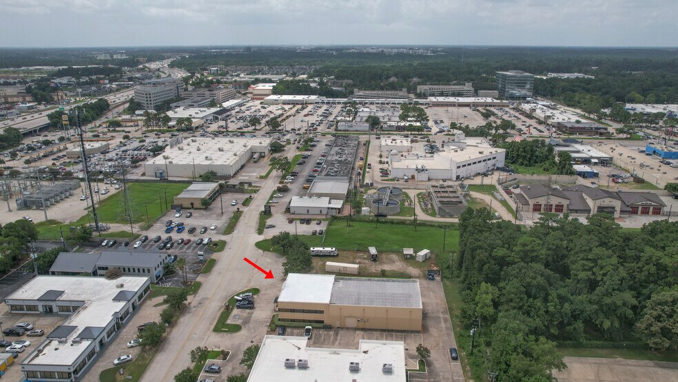 More Photos Of 25349-25351 Borough Park Dr, Spring Light Manufacturing For Sale