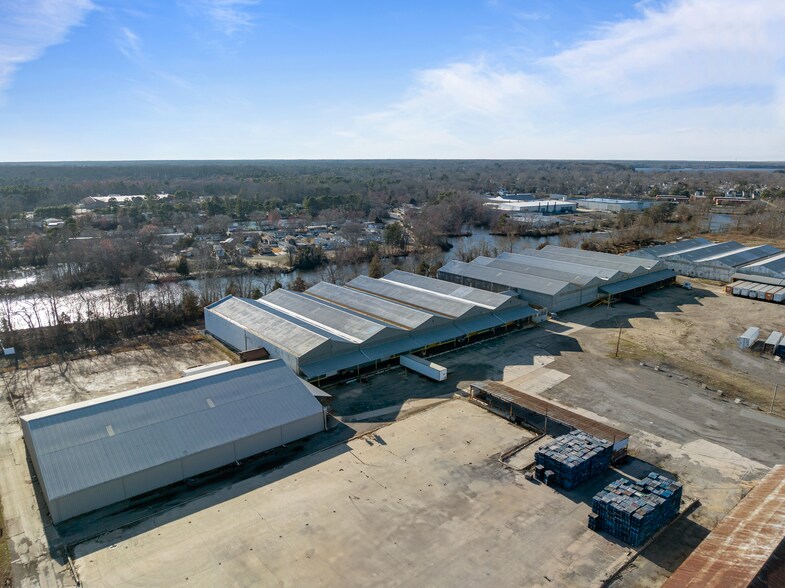 Primary Photo Of 328 S 2nd St, Millville Warehouse For Lease