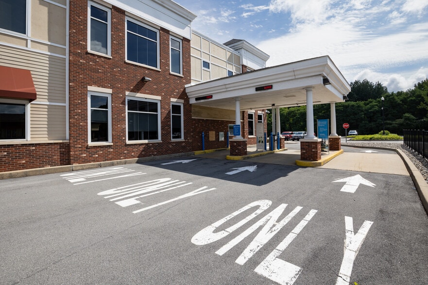More Photos Of 2537 Route 9, Malta Medical For Sale