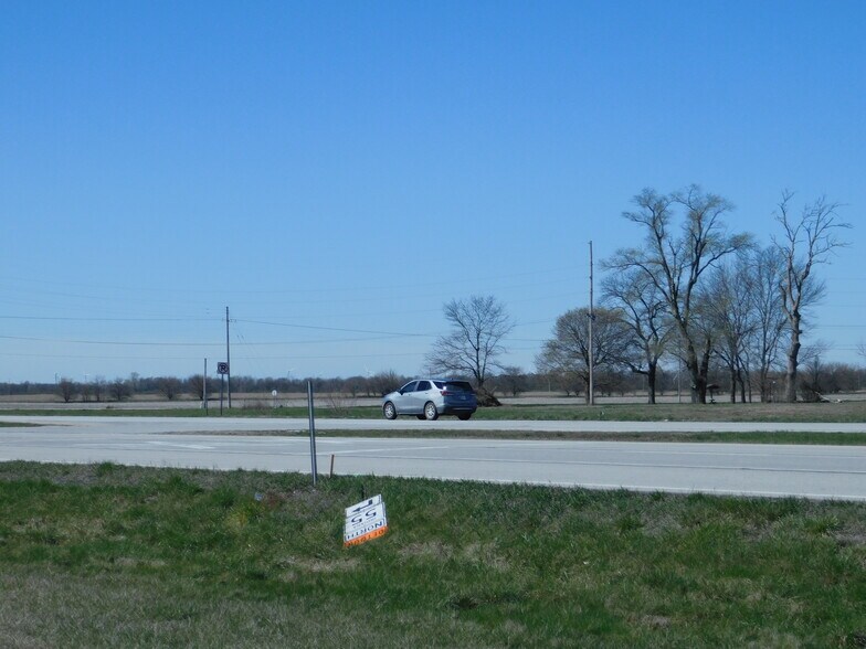 More Photos Of 203 S 7th St, Kentland Land For Sale