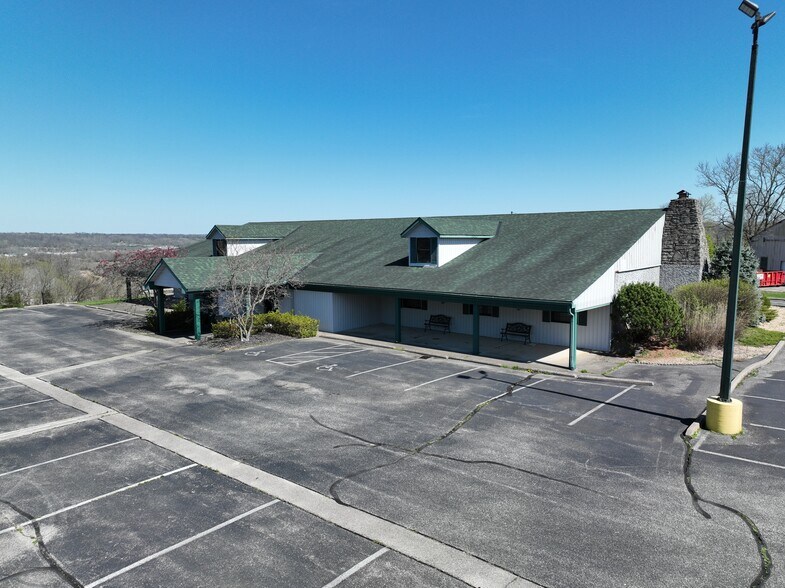 More Photos Of 9680 Cilley Rd, Cleves Showroom For Sale