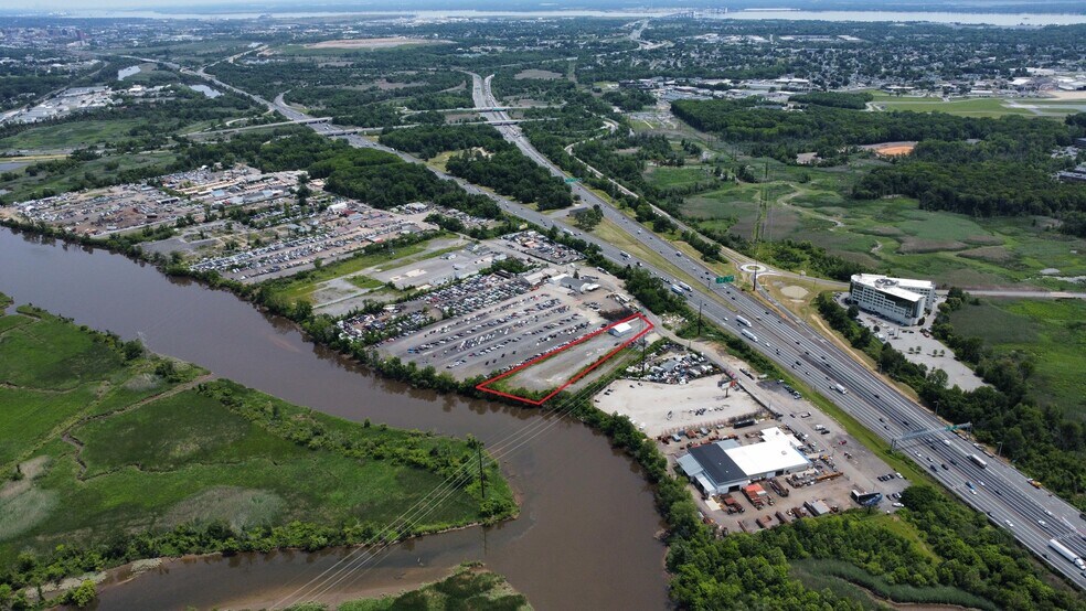 More Photos Of 415 Old Airport Rd, New Castle Warehouse For Lease