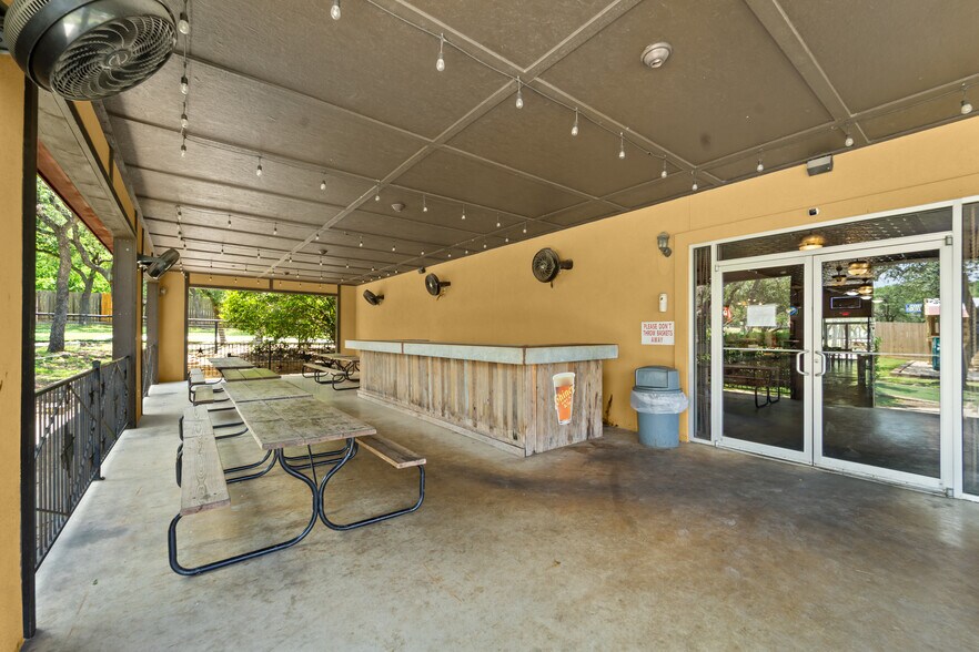More Photos Of 12910 US Highway 281 N, Spring Branch Restaurant For Sale
