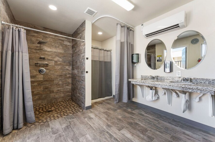 More Photos Of 3707 W Hwy 80, Winterhaven Trailer Camper Park For Sale