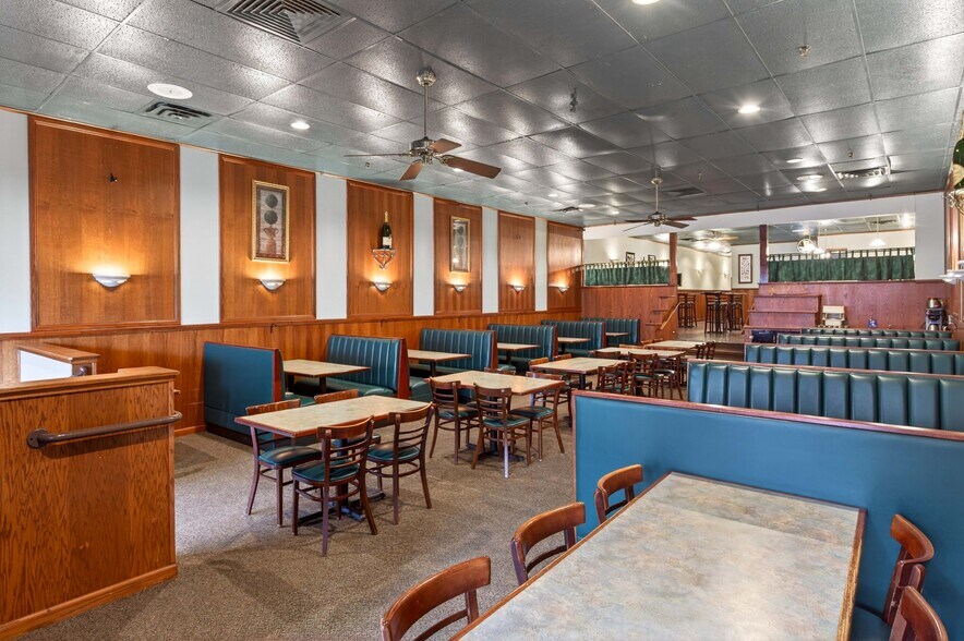 More Photos Of 122 Cayuga St, Fulton Restaurant For Sale