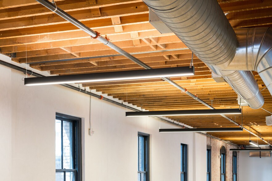 More Photos Of 510-514 S Broadway, Los Angeles Office For Lease