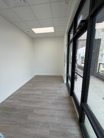 More Photos Of 15281 Ronald W Reagan Blvd, Leander Storefront Retail Office For Lease
