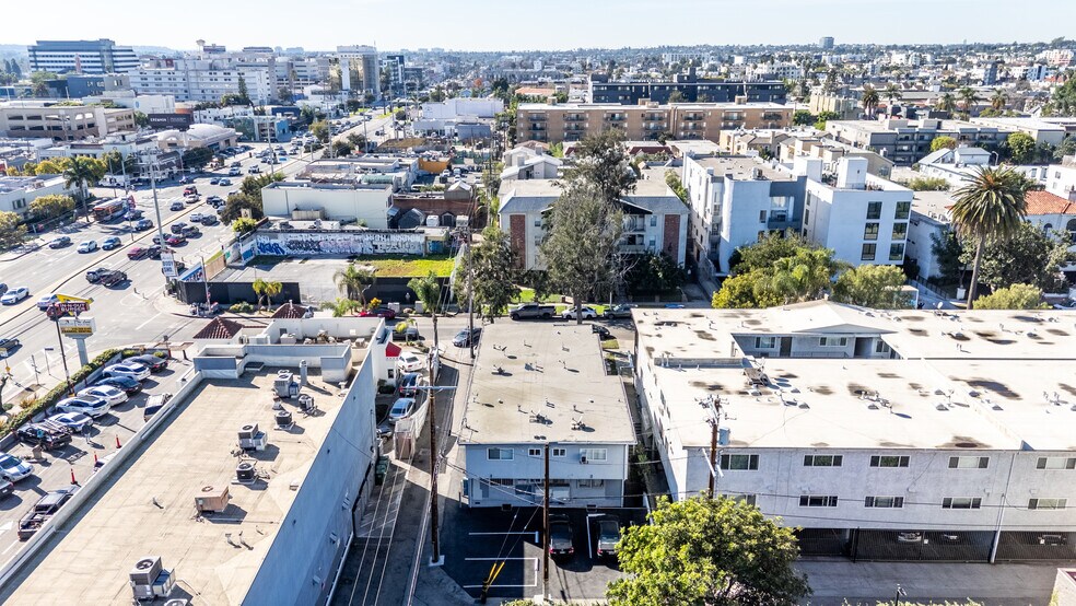 More Photos Of 3766 S Canfield Ave, Los Angeles Apartments For Sale