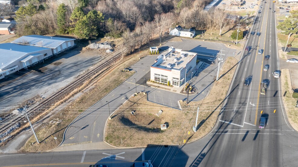More Photos Of 103 N Military St, Loretto Fast Food For Sale