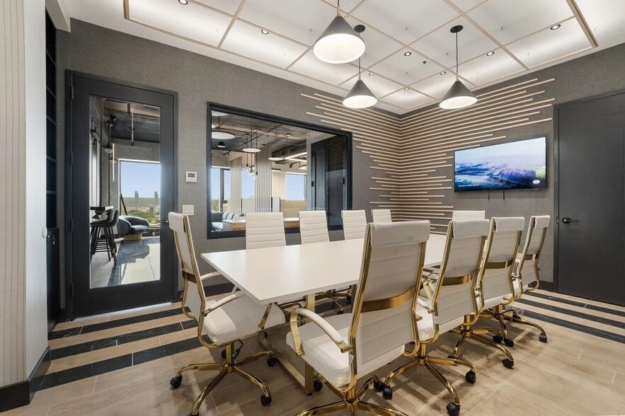 More Photos Of 31 Spencer St, Brooklyn Office For Sale