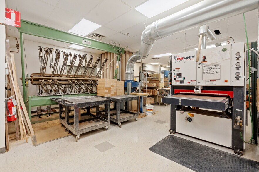 More Photos Of 1215 S Grant Ave, Loveland Warehouse For Sale