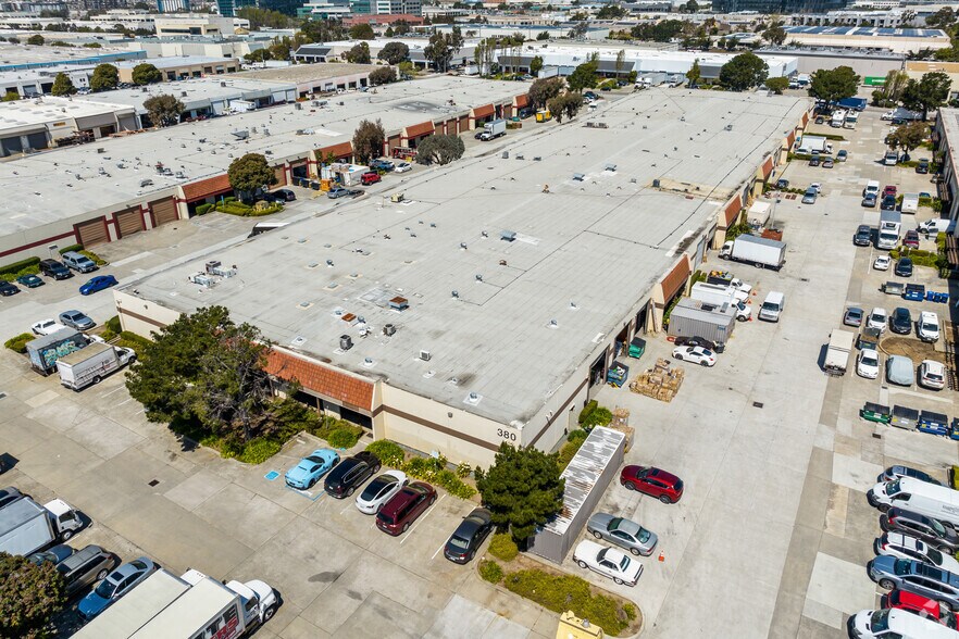 More Photos Of 380 Swift Ave, South San Francisco Warehouse For Lease