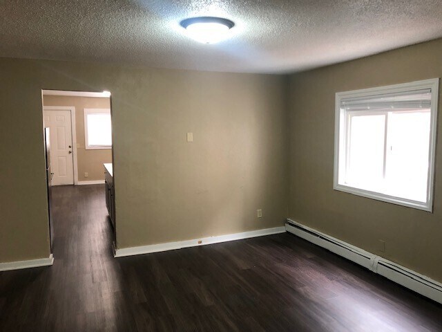 More Photos Of 953 Desoto St, Saint Paul Apartments For Sale