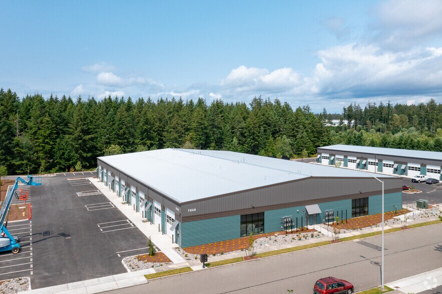 More Photos Of 7940 29th, Lacey Distribution For Lease