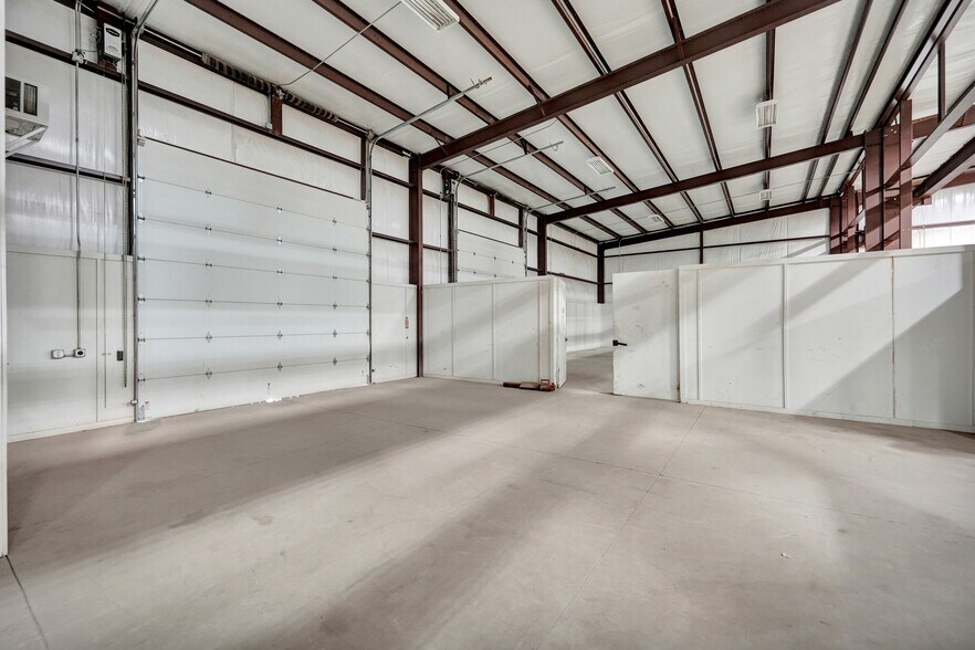 More Photos Of 10712 W County Road 77, Midland Service For Lease