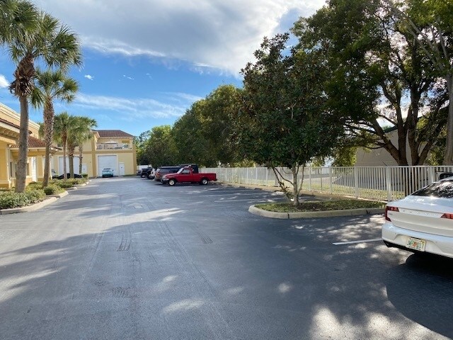 More Photos Of 3425 Radio Rd, Naples Warehouse For Sale