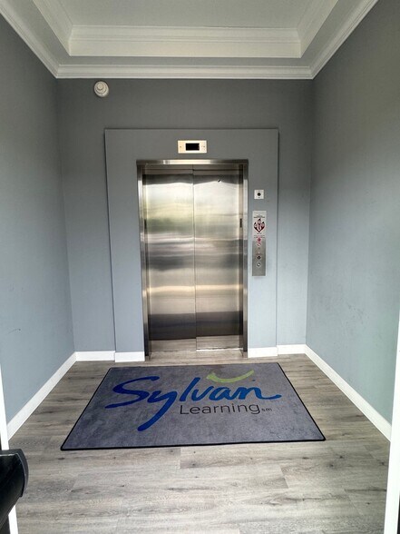 More Photos Of 19405 Plantation Rd, Rehoboth Beach Medical For Lease