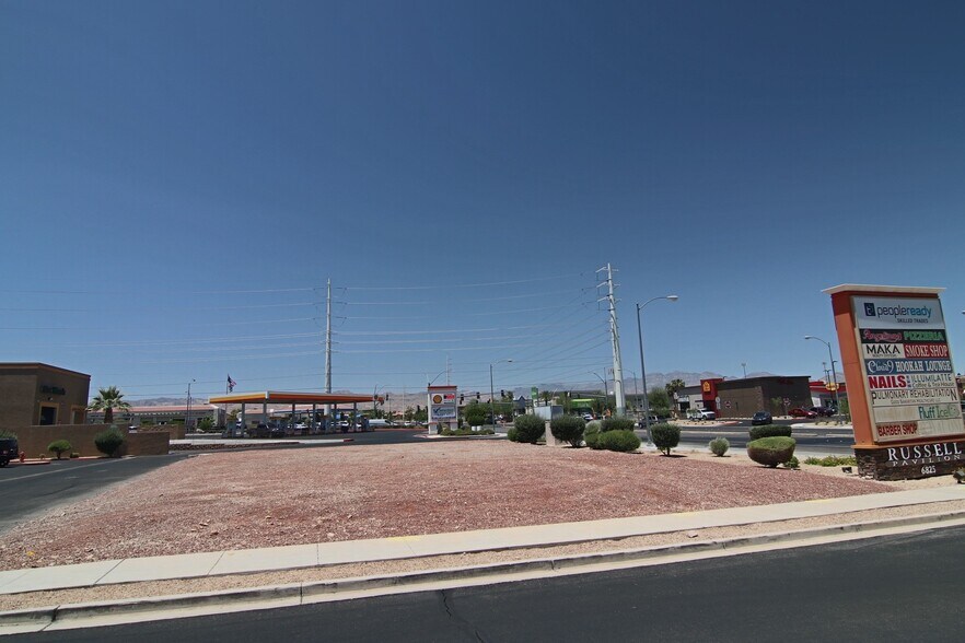 More Photos Of Rainbow and Russell Blvd, Las Vegas Land For Lease