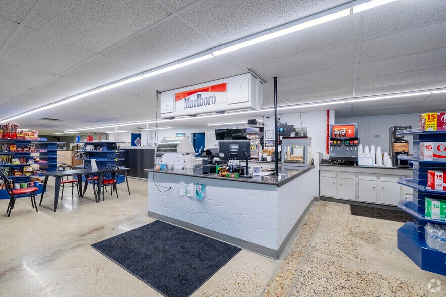 More Photos Of 7781 Highway 167 S, Sheridan Convenience Store For Lease