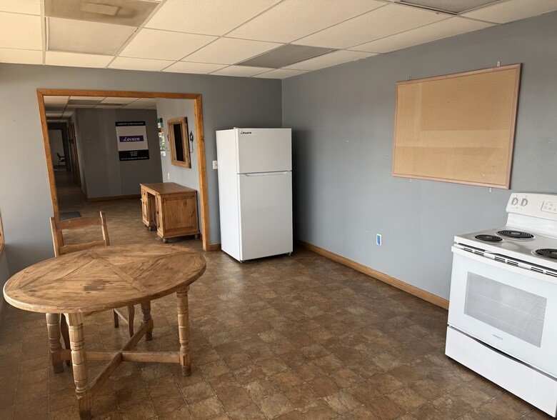 More Photos Of 1586 US Highway 180 E, Breckenridge Industrial For Sale