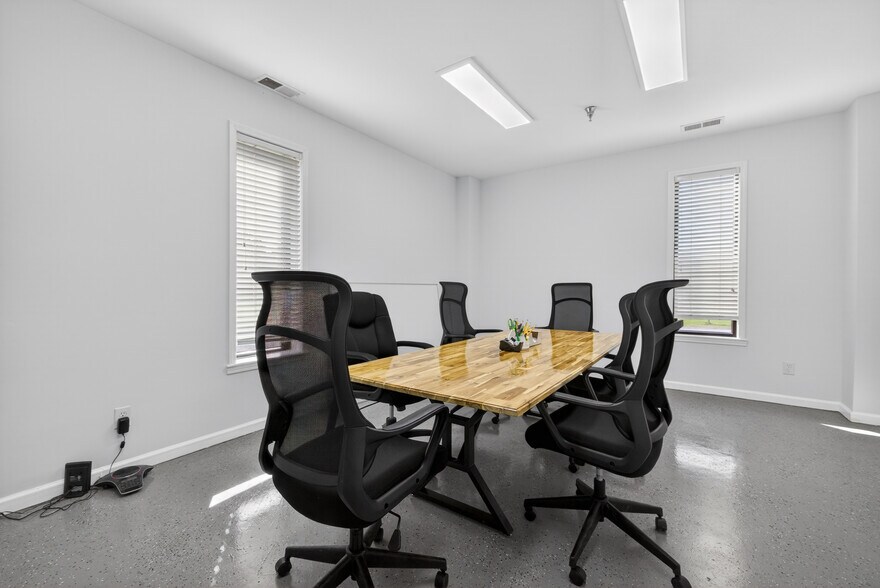 More Photos Of 1250 Warehouse Row W, Fort Payne Industrial For Sale