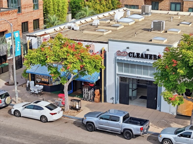 More Photos Of 4019 Goldfinch St, San Diego Storefront For Sale