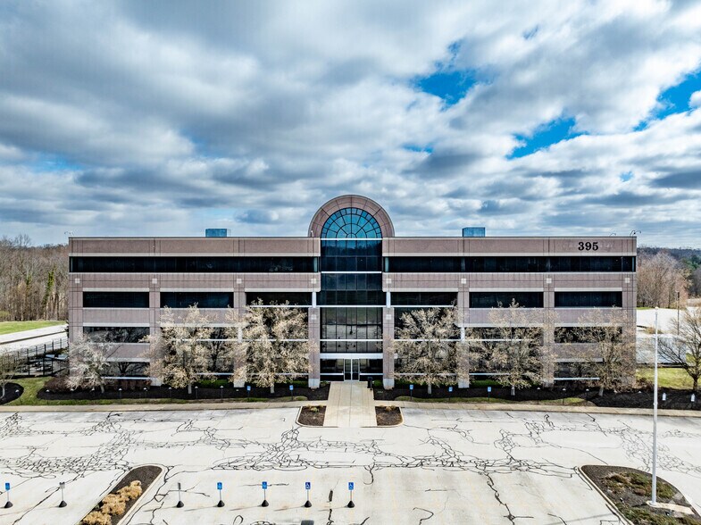 More Photos Of 395 Ghent Rd, Akron Office For Lease