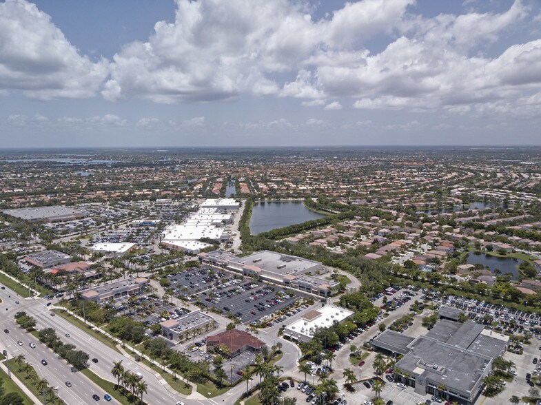 More Photos Of 15801-15999 Pines Blvd, Pembroke Pines Unknown For Lease