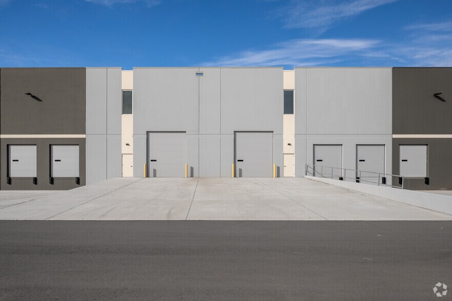 More Photos Of 7955 S Potomac St, Englewood Unknown For Lease