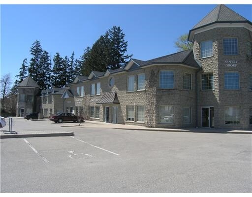 More Photos Of 370 University Ave E, Waterloo Office For Lease