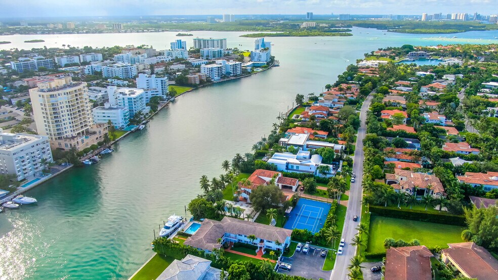 More Photos Of 44 Bal Bay Dr, Bal Harbour Land For Sale