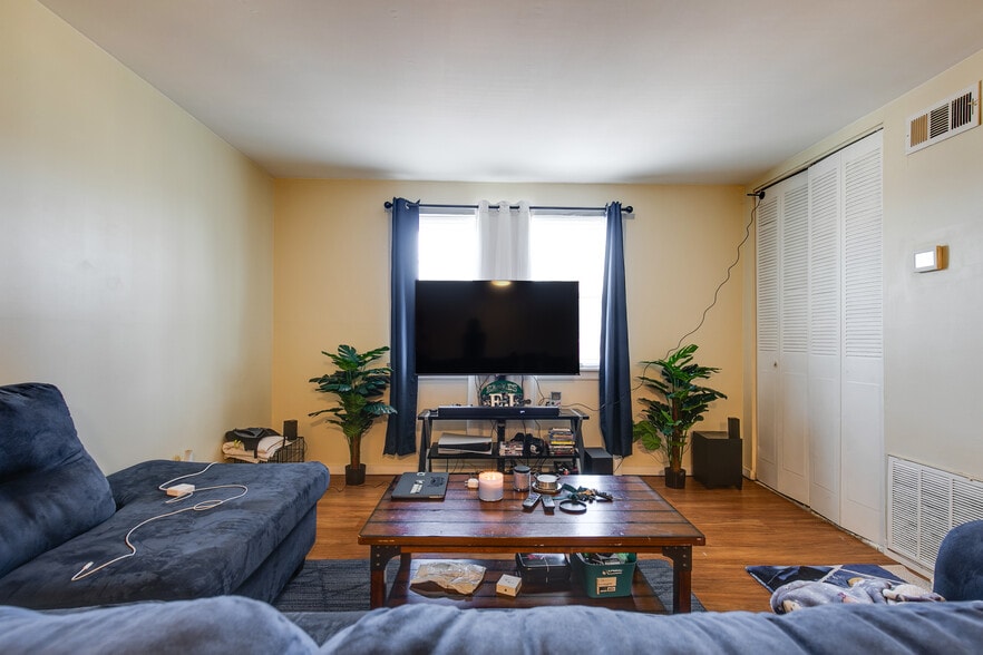 More Photos Of 3810 Chamberlayne Ave, Richmond Apartments For Sale