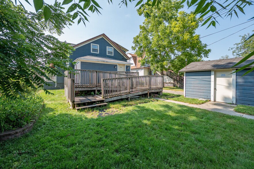 More Photos Of 125 S Quincy St, Green Bay Office For Sale