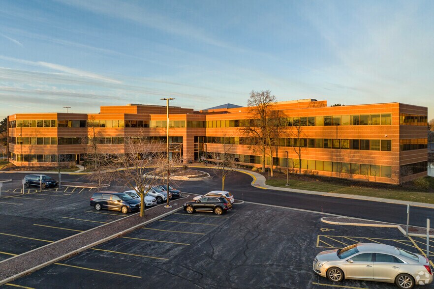 Primary Photo Of 1420 Kensington Rd, Oak Brook Office For Lease